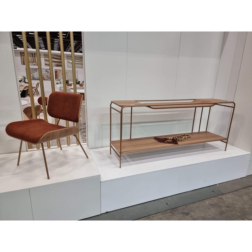 Aparador Kaori Tampo com Laminado Melamínico Estrutura em Aço Carbono