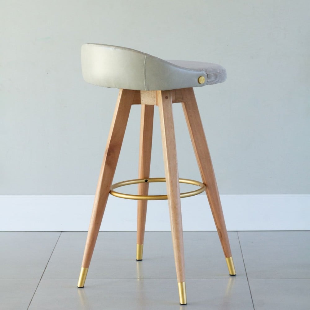 Banqueta Bertha Composê Estofada Pés Madeira com Ponteiras em Metal Estrutura Madeira Liptus Design Sustentável