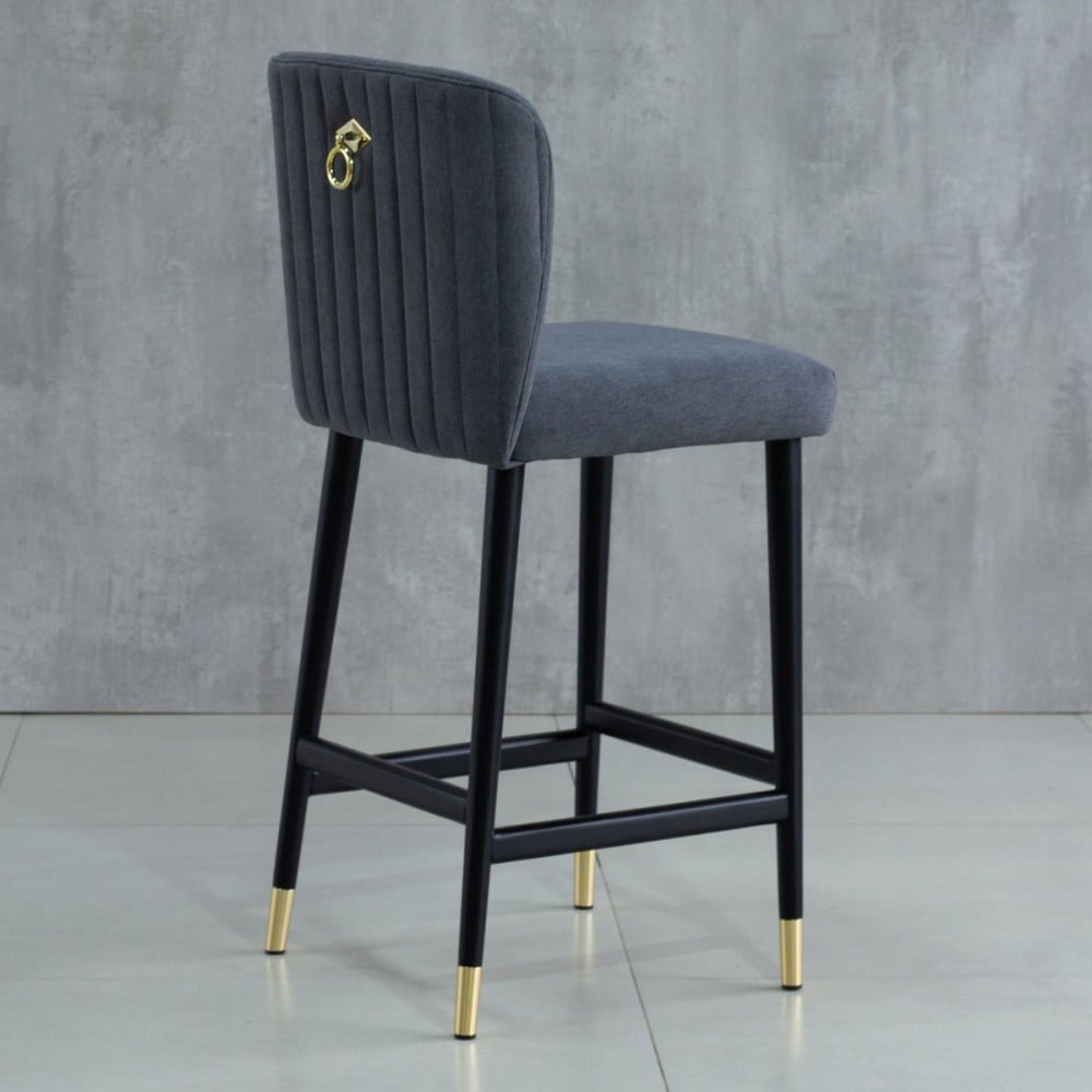 Banqueta Marina Encosto com Argola Detalhe Gomado Pés Madeira com Ponteiras em Metal Estrutura Madeira Liptus Design Sustentável