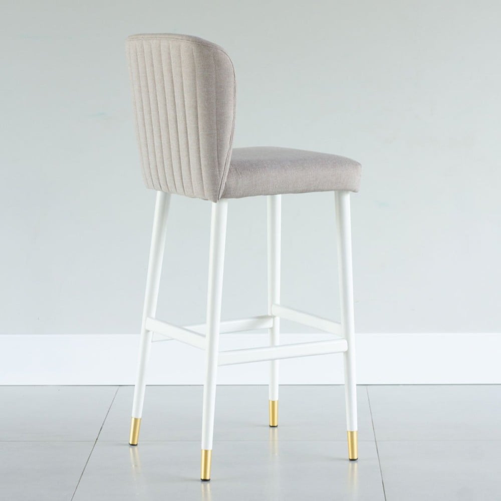 Banqueta Marina Encosto com Argola Detalhe Gomado Pés Madeira com Ponteiras em Metal Estrutura Madeira Liptus Design Sustentável