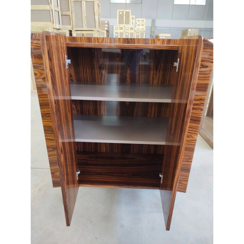Buffet Auverny Vertical com Portas Tampo Bandeja Estrutura em Pintura Laca Pés em Alumínio Design by Ampezzan e Maciel Arquitetos