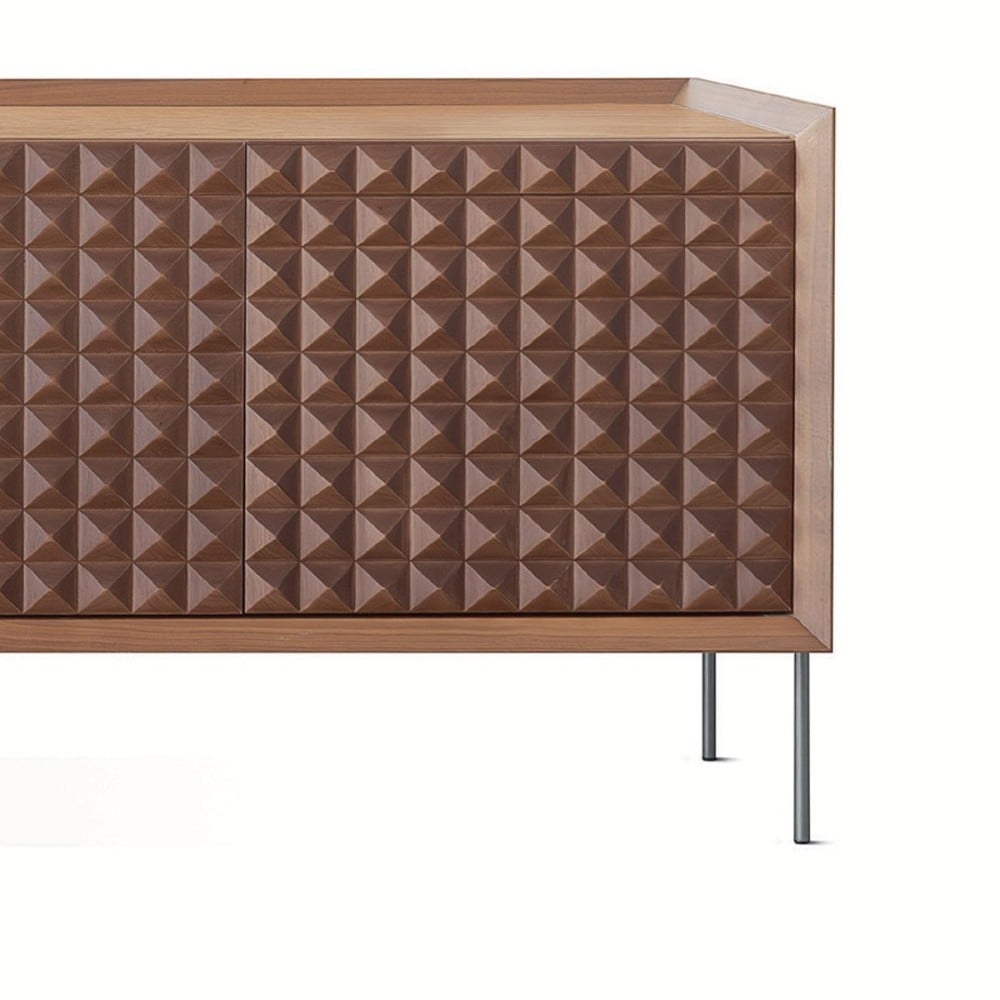 Buffet Dórios com Portas Facetadas Gaveteiro Interno Base Madeira Jequitibá Design by Studio 3 Design