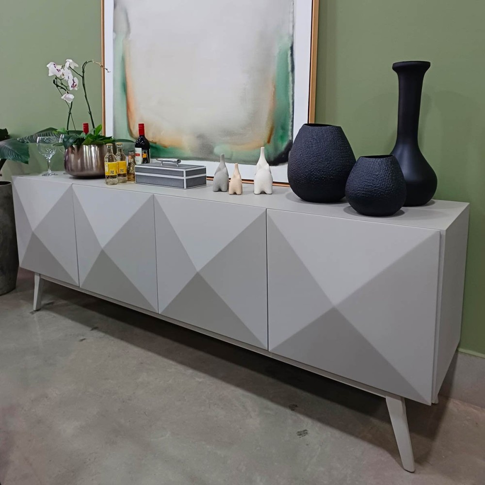 Buffet Rubi com Portas Gaveteiro Interno Base Madeira Jequitibá Design by Studio 3 Design