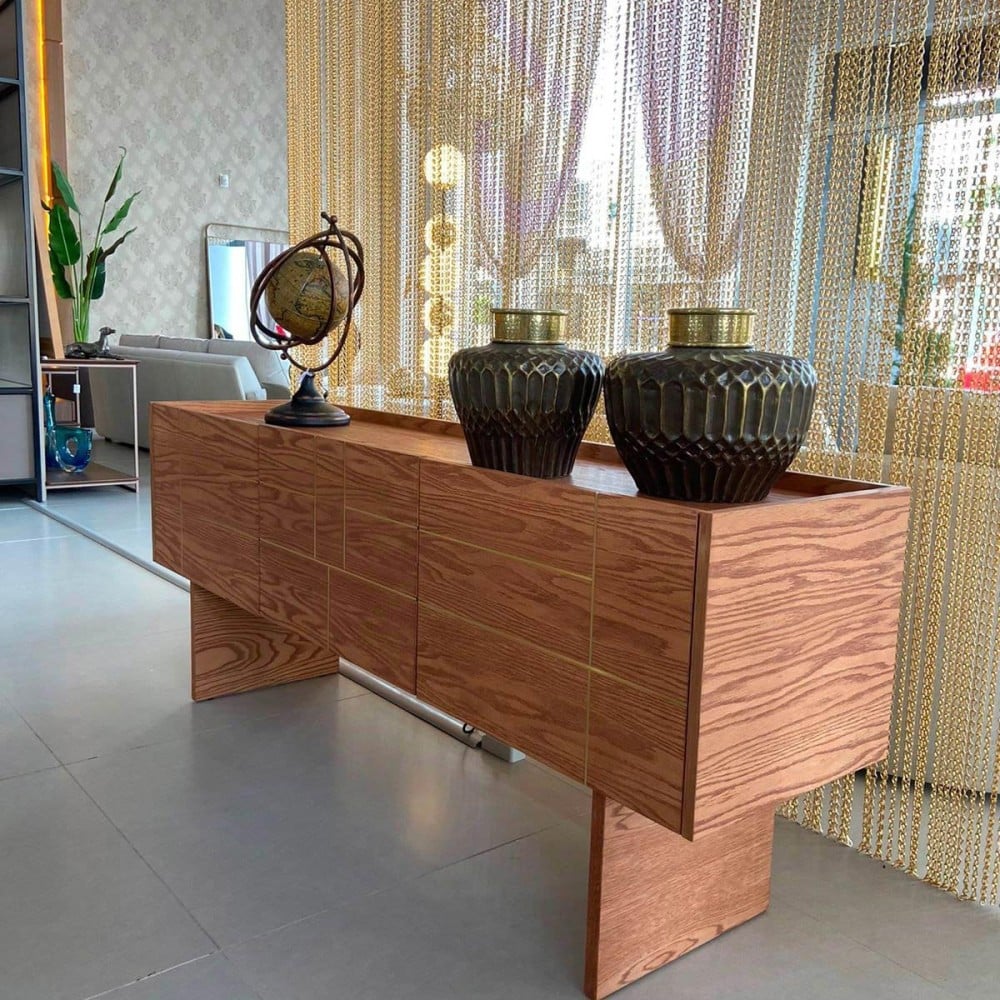 Buffet Pether II com Portas e Gavetas Tampo com Pintura Laca Estrutura Lâmina de Carvalho Design by Emerson Borges
