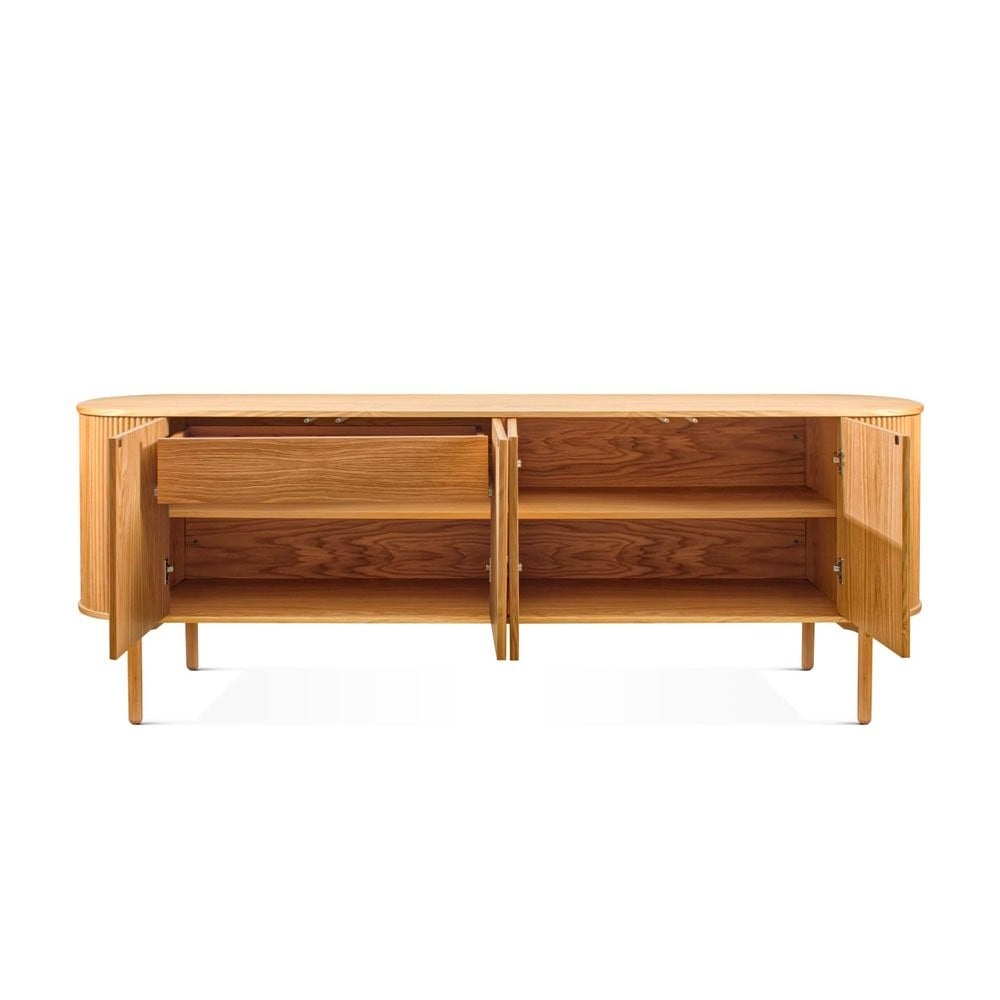 Buffet Raya Tampo Lâmina Cinamomo Estrutura Madeira de Manejo Design by Studio 3 Design