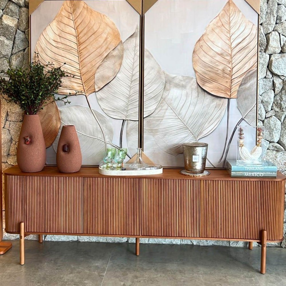 Buffet Raya Tampo Lâmina Cinamomo Estrutura Madeira de Manejo Design by Studio 3 Design