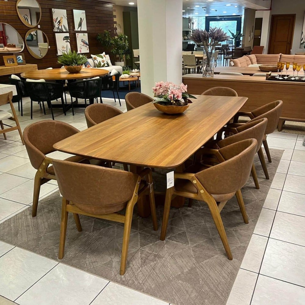 Cadeira Aurion Estofada Estrutura Madeira Maciça Design Premiado by Luiz Bossardi