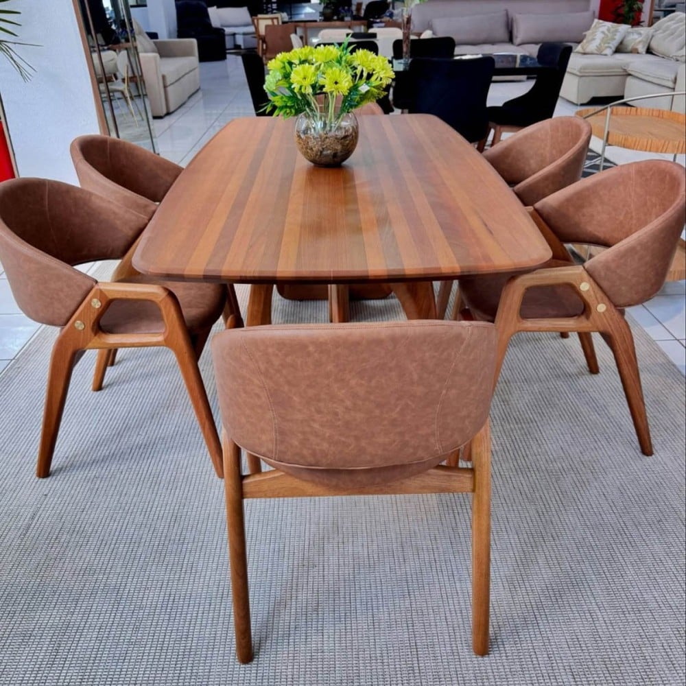 Cadeira Aurion Estofada Estrutura Madeira Maciça Design Premiado by Luiz Bossardi