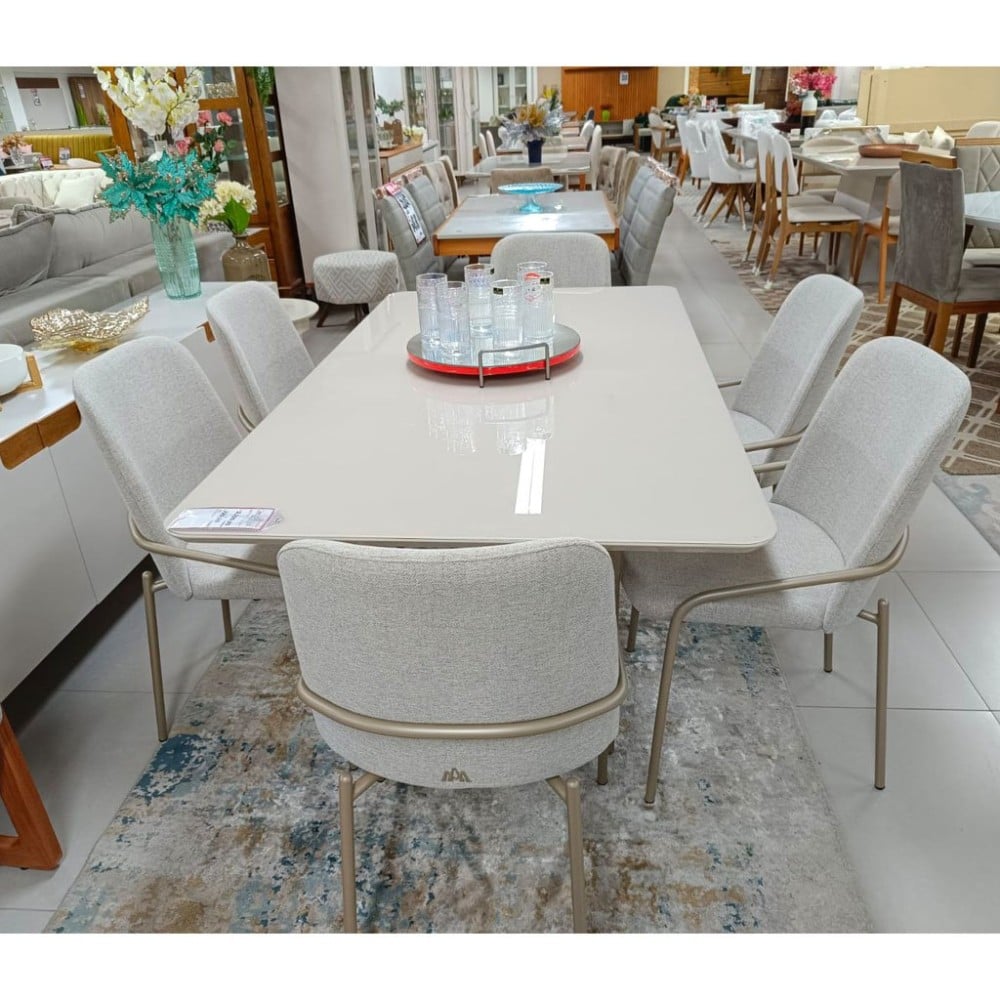 Cadeira Kiara Estofada Base Metal Pintura Eletrostática Design Moderno