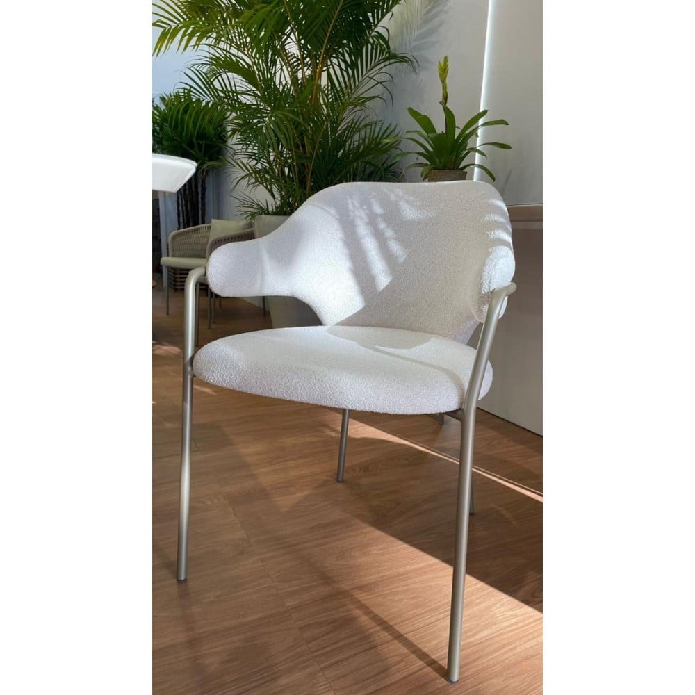 Cadeira Livinia Estofada Estrutura Aço Carbono Pintura Eletrostática Design Moderno