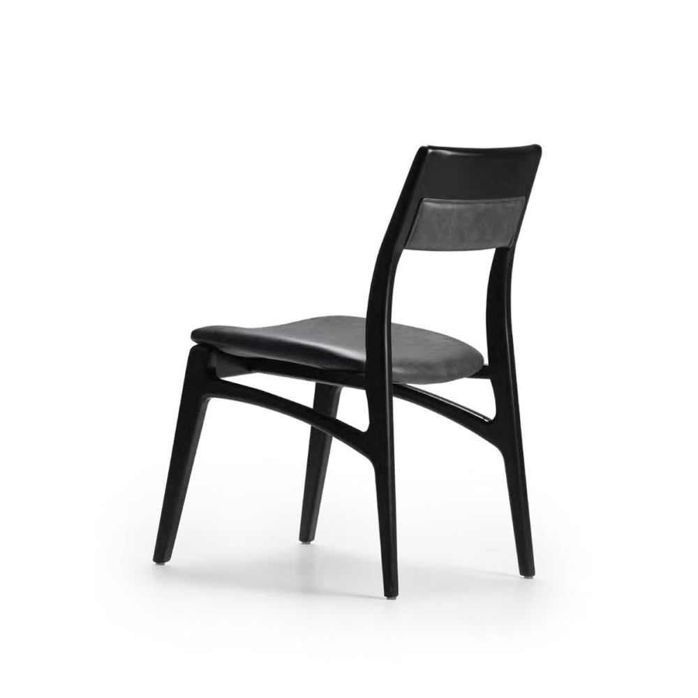 Cadeira Raizen Assento Estofado Encosto e Estrutura Madeira Maciça Jequitibá Design Premiado by Juliano Schimidt