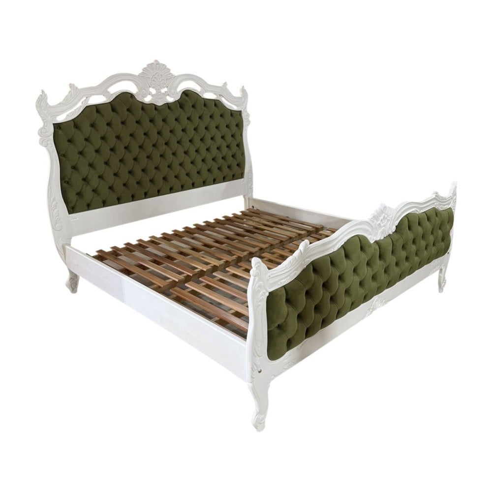 Cama Versalhes Luxo Estofada Detalhes em Capitonê Design de Luxo Peça Artesanal