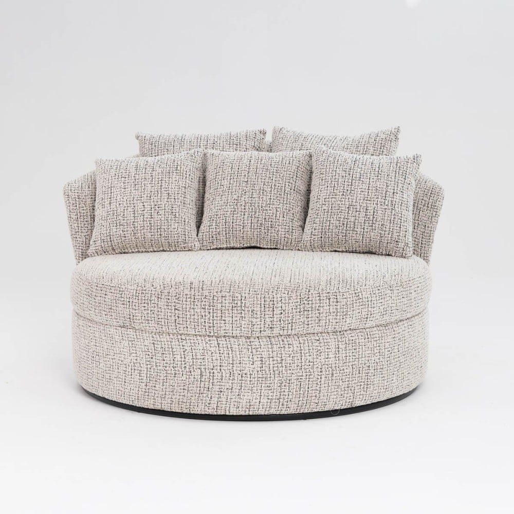 Chaise Hana Estofada com Almofadas Decorativas Base em Aço Pintura Epóxi Design Sustentável