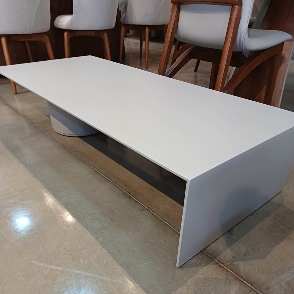 Mesa de Centro Flow em Lâmina de Madeira com Tampo Retangular e Base Cilíndrica Design by Alan Mantovani