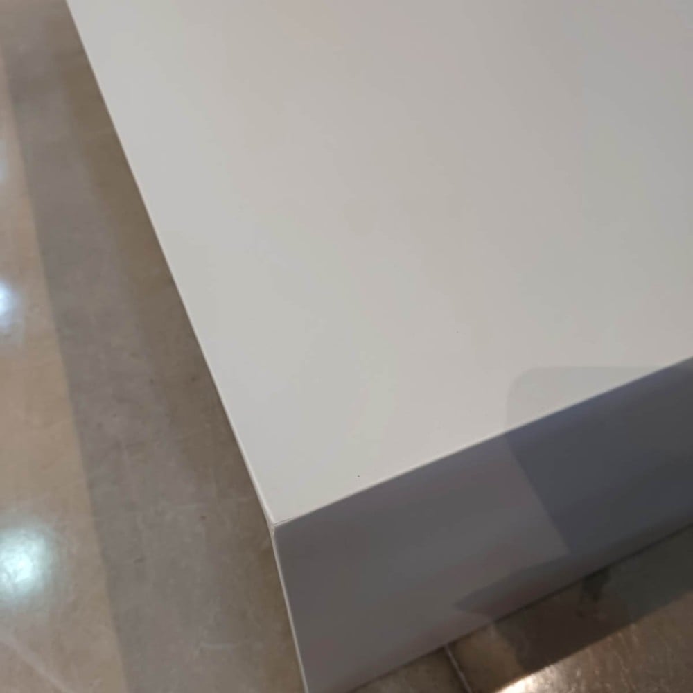 Mesa de Centro Flow em Lâmina de Madeira com Tampo Retangular e Base Cilíndrica Design by Alan Mantovani