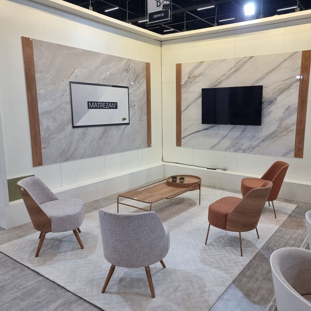 Mesa de Centro Nami Retangular Detalhe Design Redondo Tampo com Laminado Melamínico Base em Aço Carbono