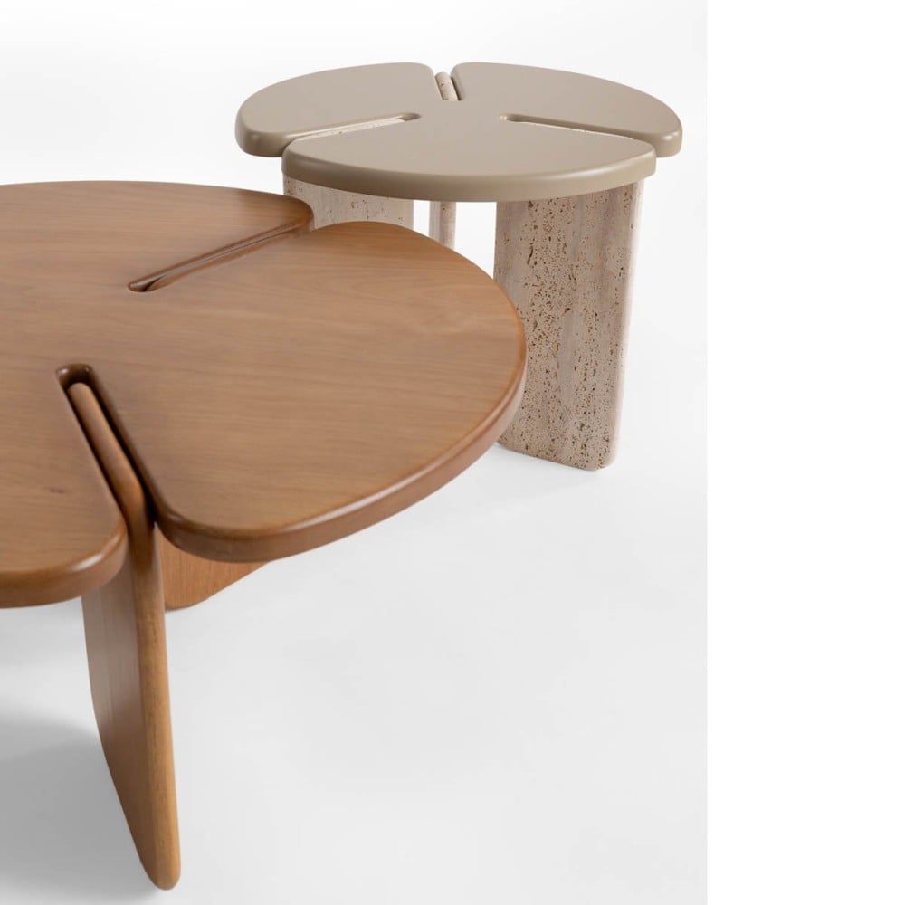 Mesa de Centro Individual Trivory Design Redondo Tampo Madeira Maciça Base Tripla em Pedra Natural 