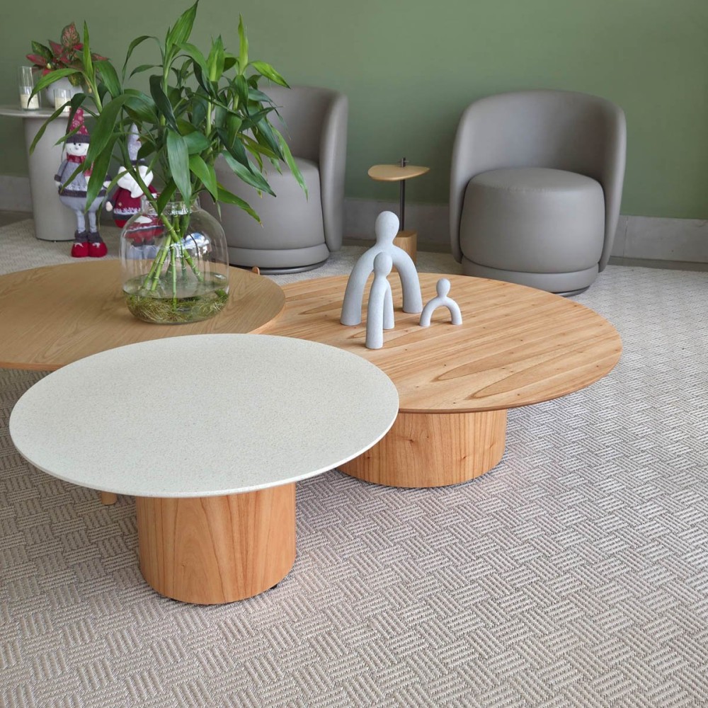 Mesa de Centro Zidara Tampo Redondo em Mineral Base Cilíndrica em Lâmina Cinamomo Design by Studio 3 Design