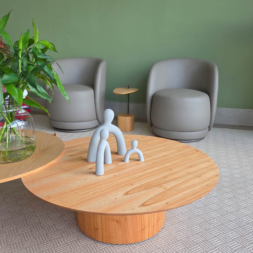 Mesa de Centro Zidara Tampo Redondo em Mineral Base Cilíndrica em Lâmina Cinamomo Design by Studio 3 Design