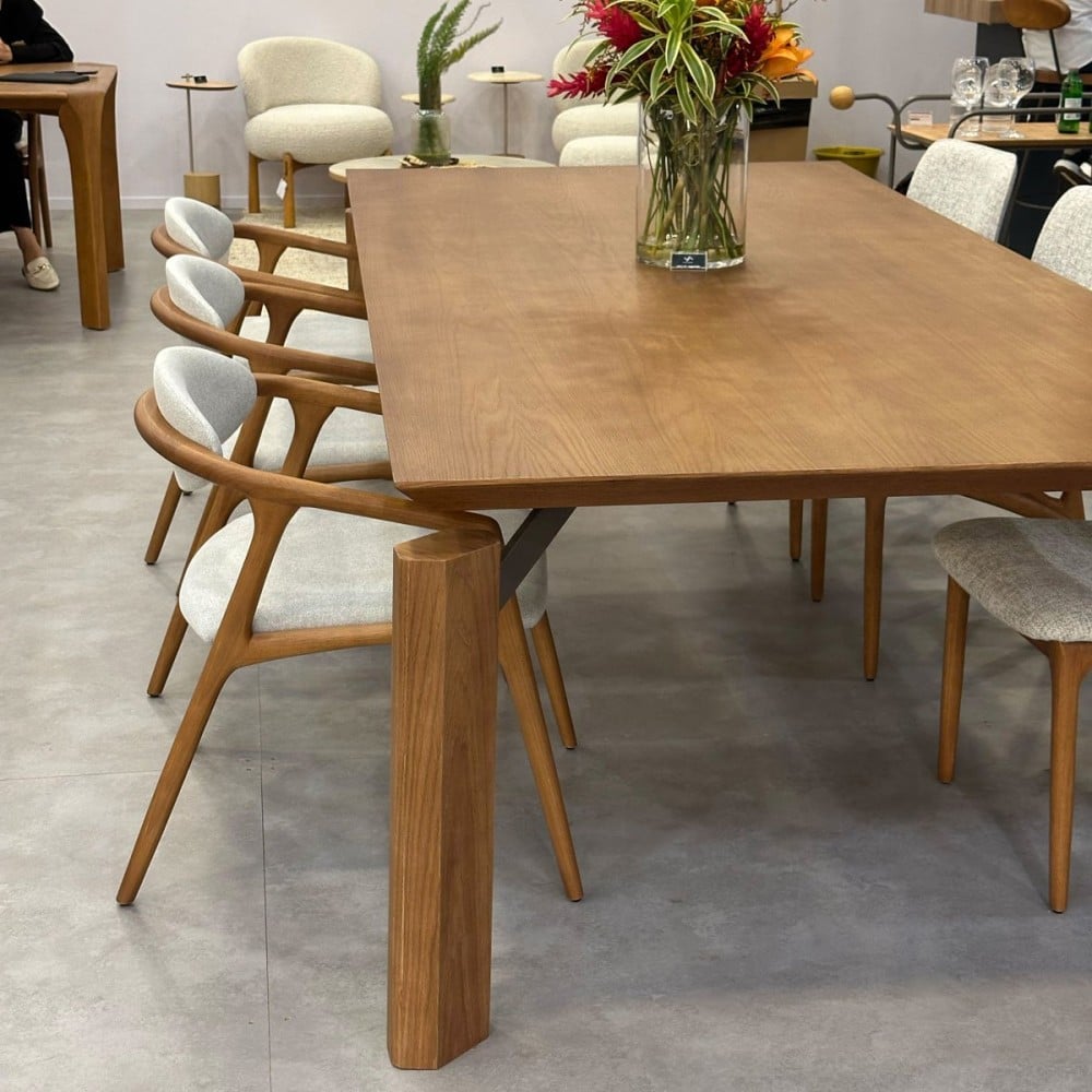 Mesa de Jantar Neo Retangular Base Madeira de Manejo Design by Traço Design