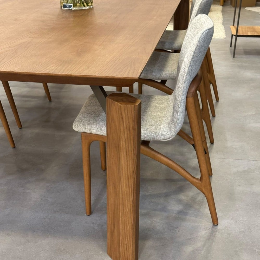 Mesa de Jantar Neo Retangular Base Madeira de Manejo Design by Traço Design