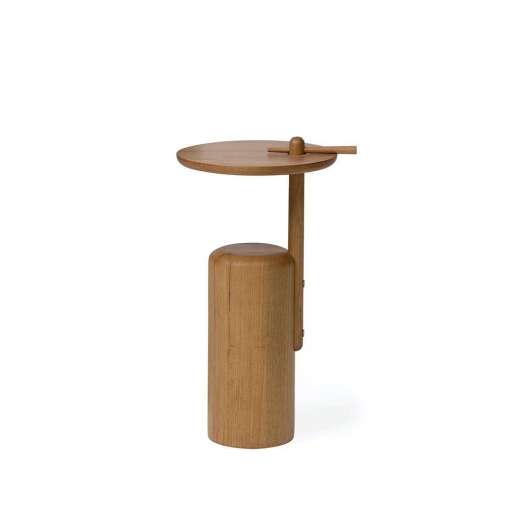 Mesa Lateral Assella Redonda Base Cilíndrica Estrutura em Madeira Maciça Design by Estúdio Galho