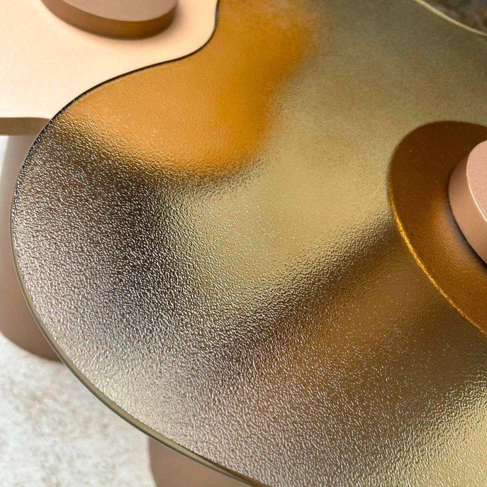 Mesa Lateral Lorys II Tampo Orgânico Madeira Base Cônica em Aço Carbono com Pintura Epóxi 