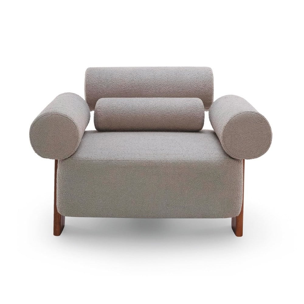 Poltrona Annalya Estofada Estrutura Madeira Eucalipto Design Exclusivo Acabamento Premium