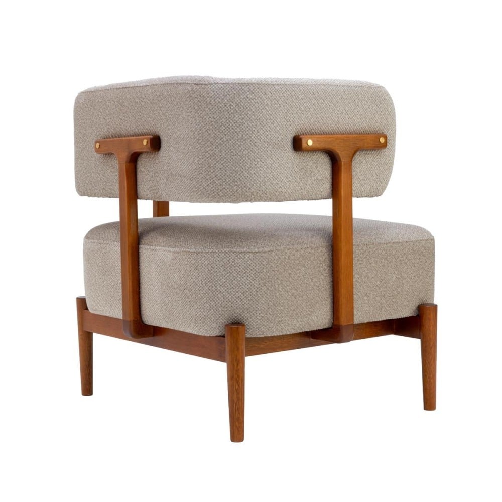 Poltrona Atria Estofada com Encosto Semicircular Estrutura em Madeira Eucalipto Design by Dirce Ayco