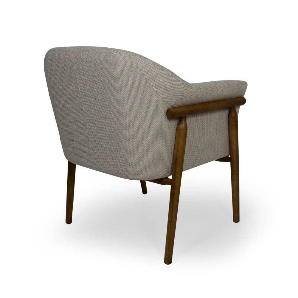Poltrona Billy Estofada Estrutura Madeira Eucalipto Design Sustentável