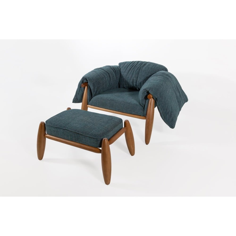 Poltrona com Puff Manthelle Estofada Estrutura em Madeira Tauari Design by M7 Estúdio