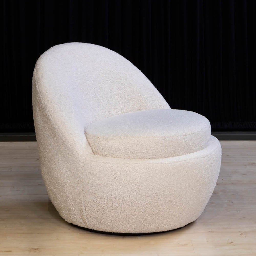 Poltrona Giratória Hayika Estofada Base Aço Design Sustentável