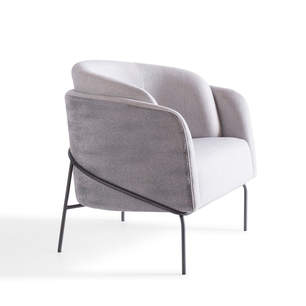 Poltrona Lanise Estofada Multilaminada Base Aço Carbono Pintura Metalizada