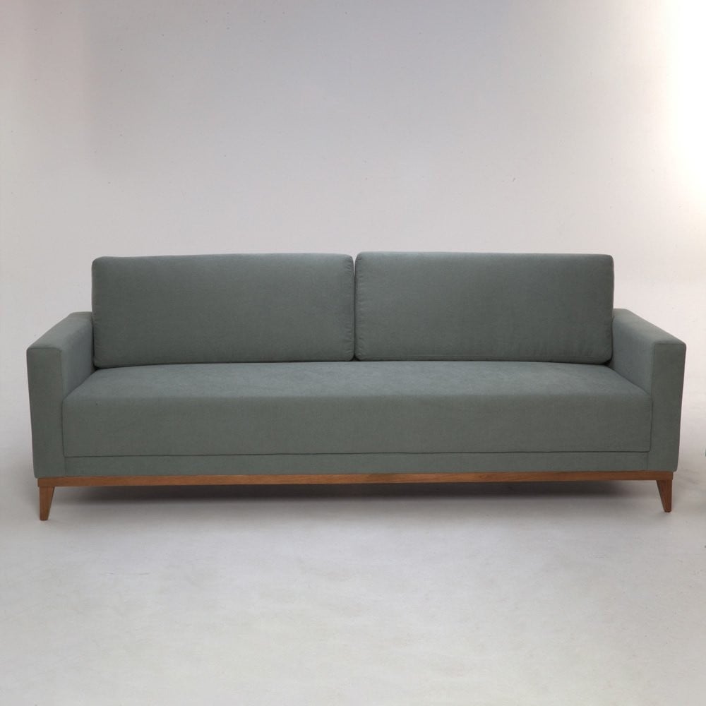 Sofá Morrigan 2 Lugares Almofadas Soltas Estrutura Madeira Eucalipto Design Exclusivo Acabamento Premium