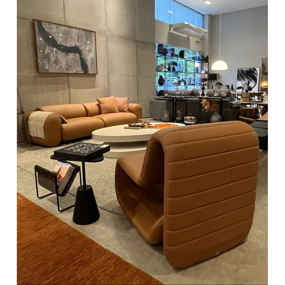 Sofá Ondine 2 Módulos em Couro Legítimo com Design Orgânico e Costuras Decorativas