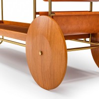 Aparador Artois Tampo Duplo Estrutura Metálica com Rodas Decorativas Champagne Design Jhoel Silva