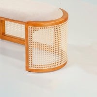 Banco Petúnia Estofado Retangular Estrutura Madeira Maciça Tauari e Aço Carbono Detalhe Rattan Sextavado