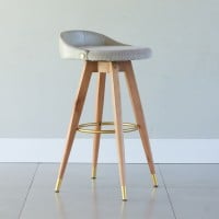 Banqueta Bertha Composê Estofada Pés Madeira com Ponteiras em Metal Estrutura Madeira Liptus Design Sustentável