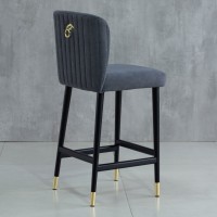 Banqueta Marina Encosto com Argola Detalhe Gomado Pés Madeira com Ponteiras em Metal Estrutura Madeira Liptus Design Sustentável
