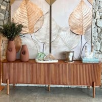 Buffet Raya Tampo Lâmina Cinamomo Estrutura Madeira de Manejo Design by Studio 3 Design