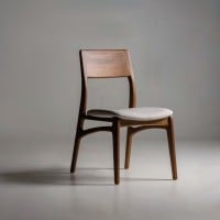 Cadeira Raizen Assento Estofado Encosto e Estrutura Madeira Maciça Jequitibá Design Premiado by Juliano Schimidt