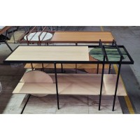 Carrinho Aparador Valker Tampos e Roda com Acabamento Laminado Detalhe Disco em Mármore Estrutura em Metal com Pintura Epóxi