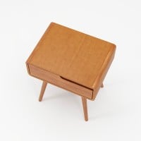 Mesa de Cabeceira Belkis com Gaveta Estrutura Madeira Eucalipto