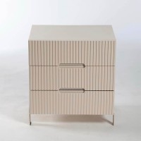 Mesa de Cabeceira Megara 3 Gavetas com Detalhe Frisado Pés com Pintura Metálica