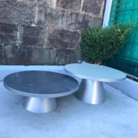 Mesa de Centro Nix Tampo Redondo Espelhado com Aro Metálico e Base Cônica em Aço Carbono com Pintura Epóxi