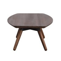 Mesa de Centro Ondra em Madeira de Reflorestamento com Tampo Orgânico e Pés Inclinados Designer by Pedro Mendes