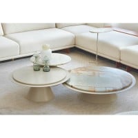 Mesa de Centro Surya Design Orgânico Tampo com Pedra Natural Base Cônica em Lâmina de Madeira Detalhe em Metal