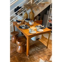 Mesa de Jantar Eury Tampo Laminado Cinamomo Design Atemporal e Moderno Design by Estúdio Casa A