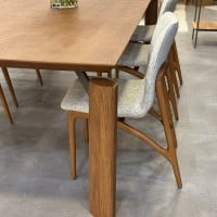 Mesa de Jantar Neo Retangular Base Madeira de Manejo Design by Traço Design