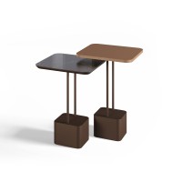 Mesa Lateral Alba Tampo Quadrado em Madeira Pintada Hastes Duplas e Base Cúbica em Aço Carbono com Pintura Epóxi